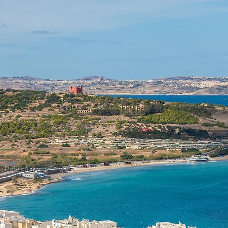 מליאהה Clifftop Modern Apartment מראה חיצוני תמונה
