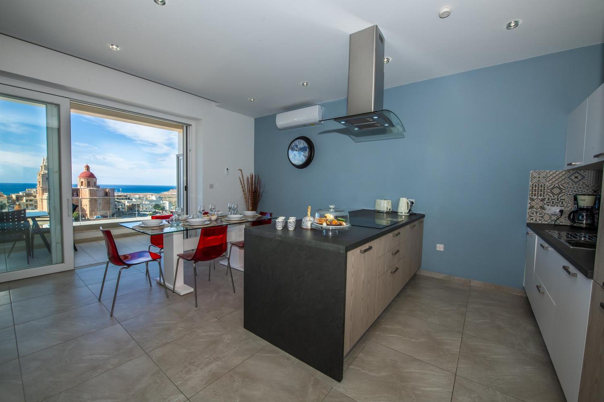 מליאהה Clifftop Modern Apartment מראה חיצוני תמונה